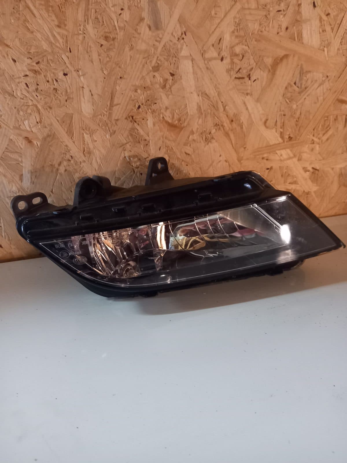 6J9941702A Seat Leon ibiza toledo pravá mlhovka