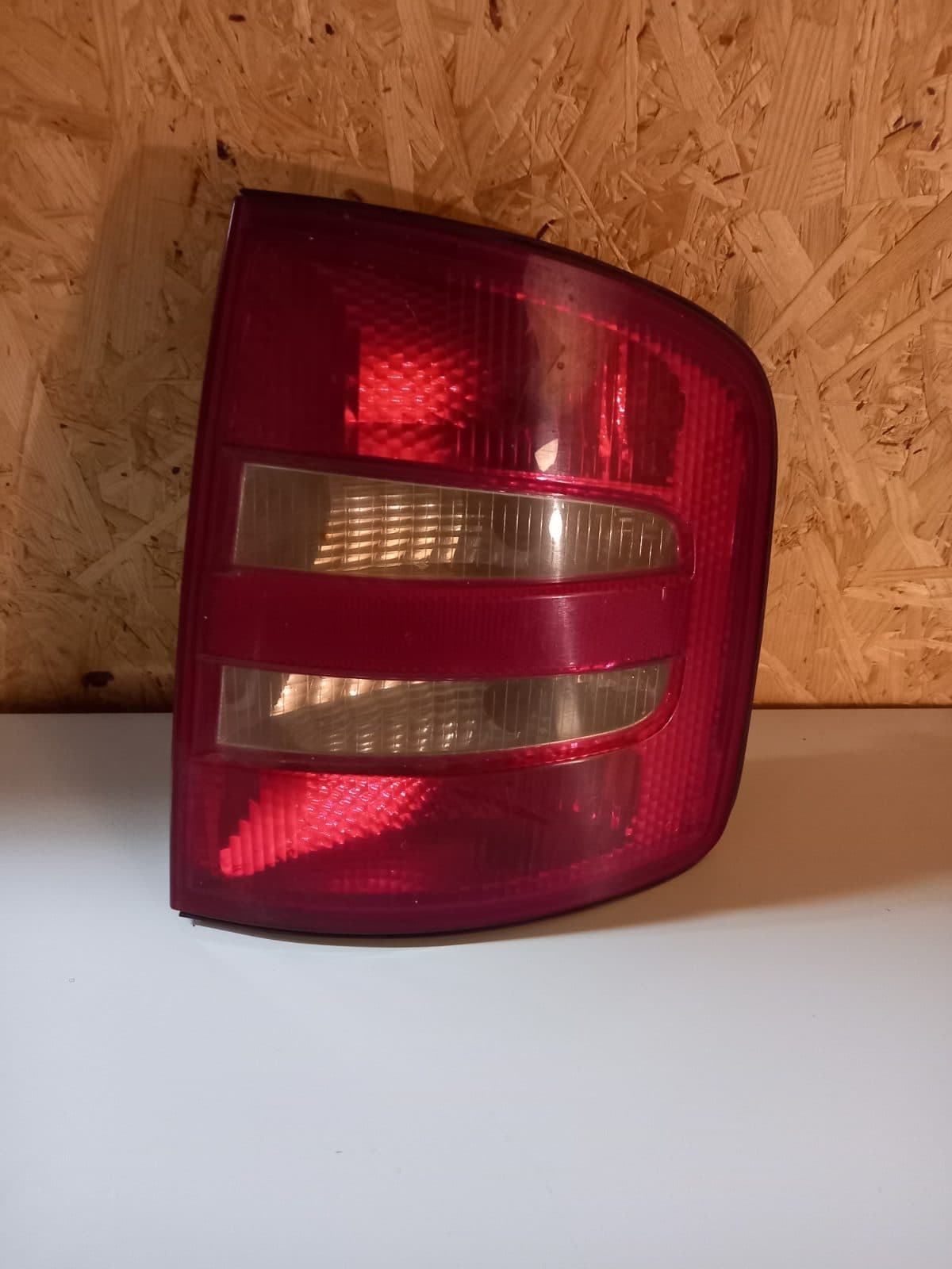6Y9945096B Škoda Fabia 1 zadní pravé světlo
