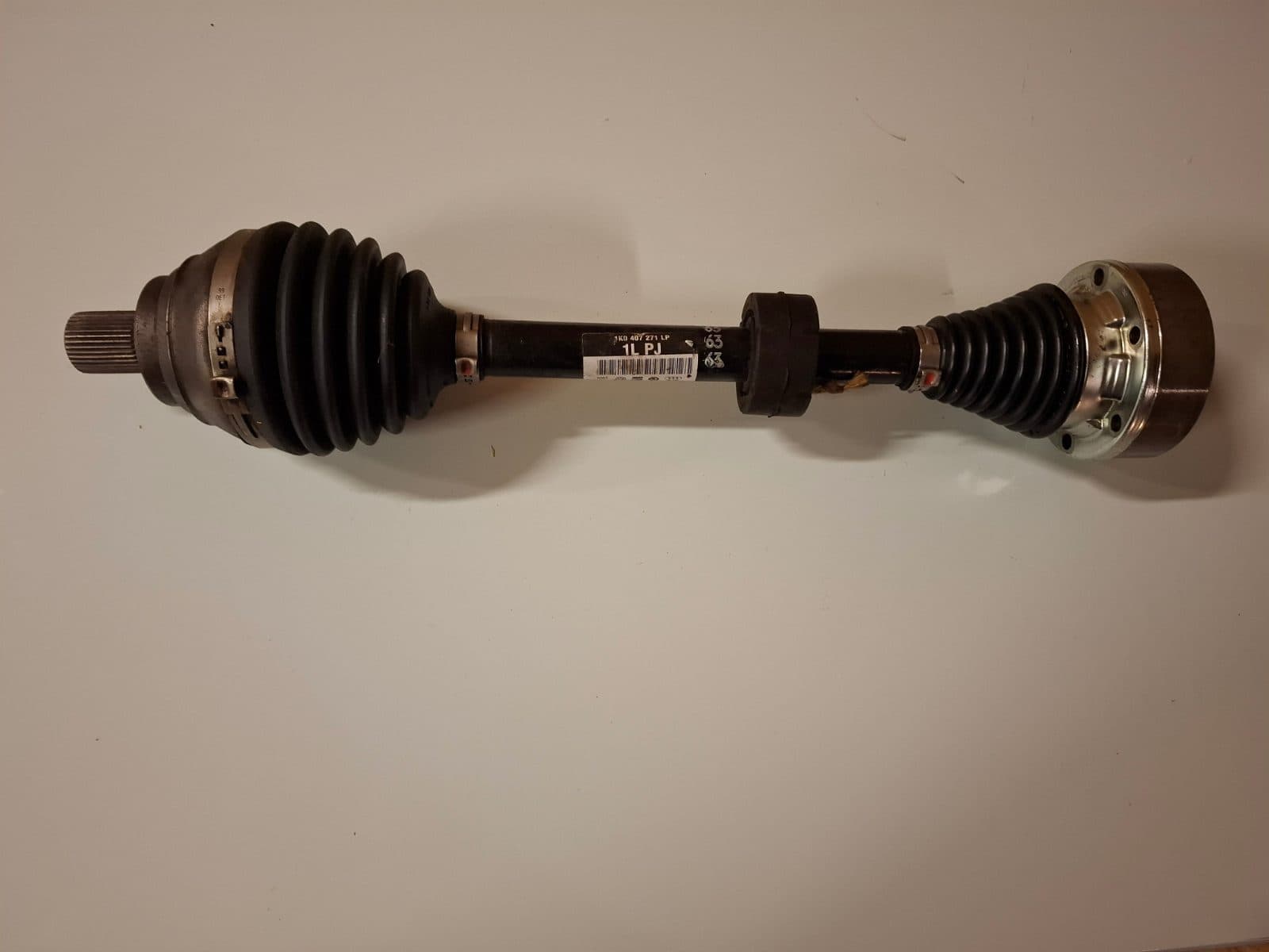 1K0407271LP Škoda Octavia Přední Levá Poloosa