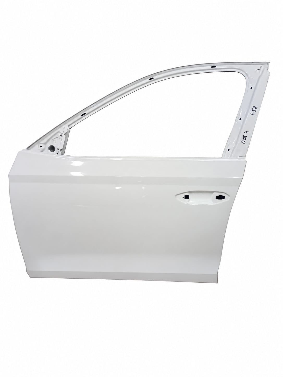 5E3831051A, Škoda Octavia 4 levé přední dveře . Zánovní stav.Bílá barva.